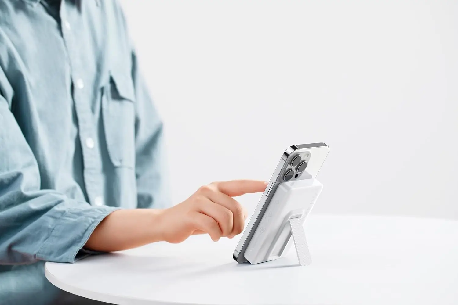 MagSafe power bank in Bangladesh