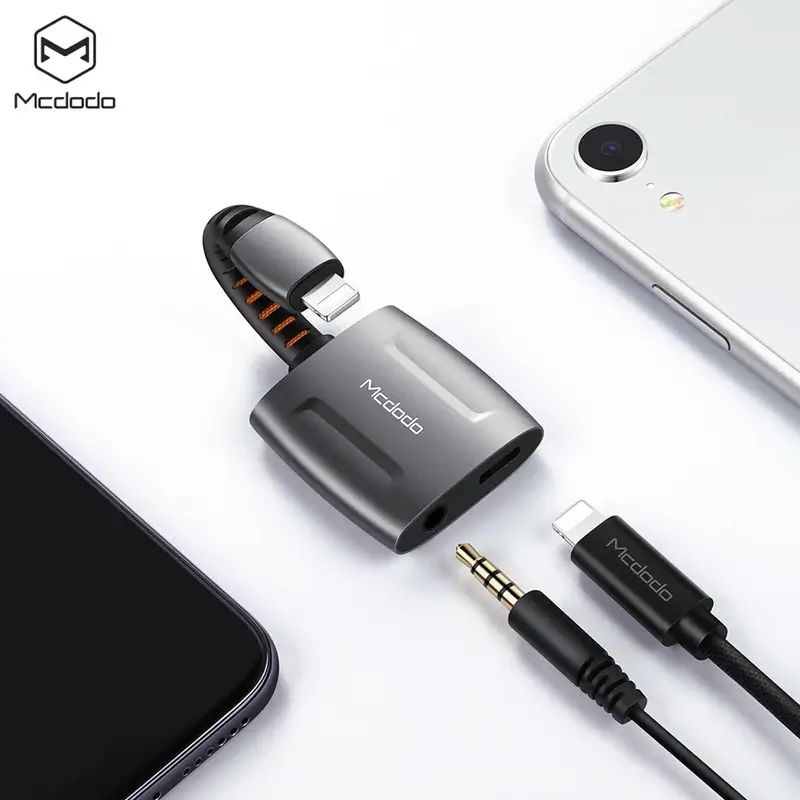 Mcdodo Lightning to 3.5mm Audio & Charging Adapter