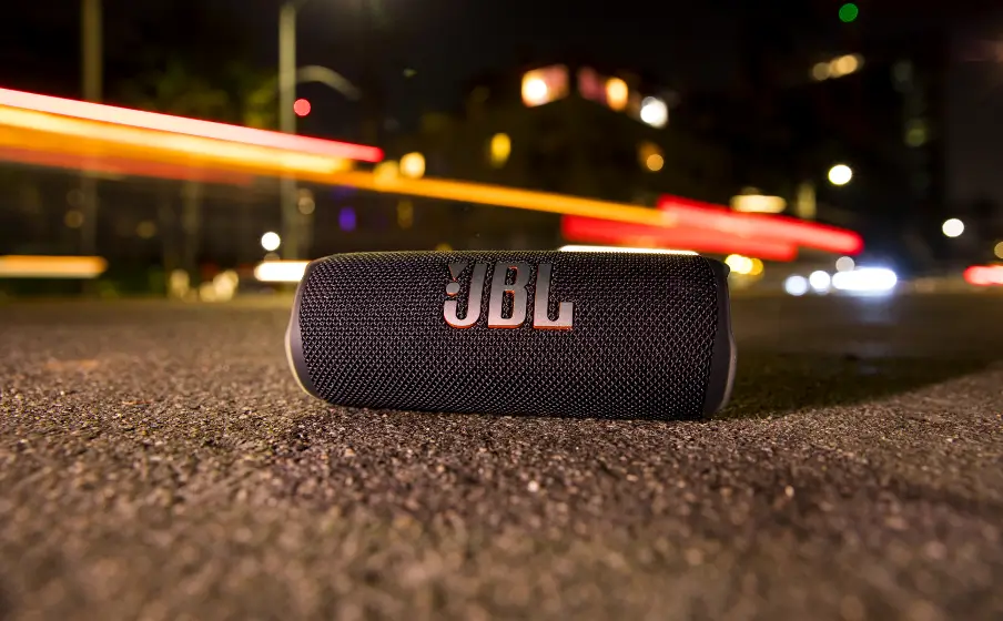 Buy JBL Flip 6 Portable Waterproof Speaker at the best price in Bangladesh